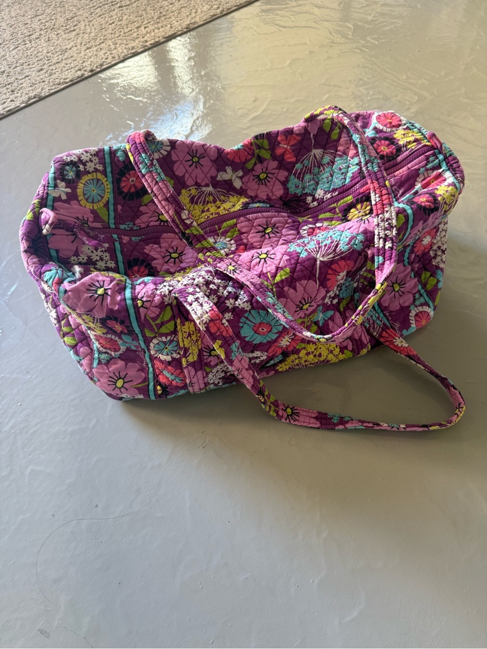 Vera Bradley Large Duffle Bag in Flutterby